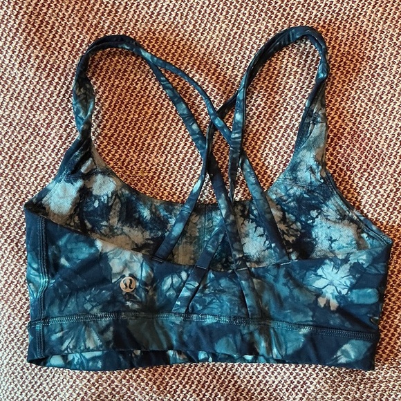 Lululemon Blue Tie Dye Sports Bra Size 4 | EUC Yoga Athleisurecore Active Top - Picture 4 of 5